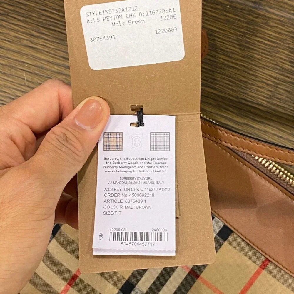 Authentic Burberry Brown Vintage Check Peyton Crossbody Bag 2023 Made In Italy - Picture 4 of 5
